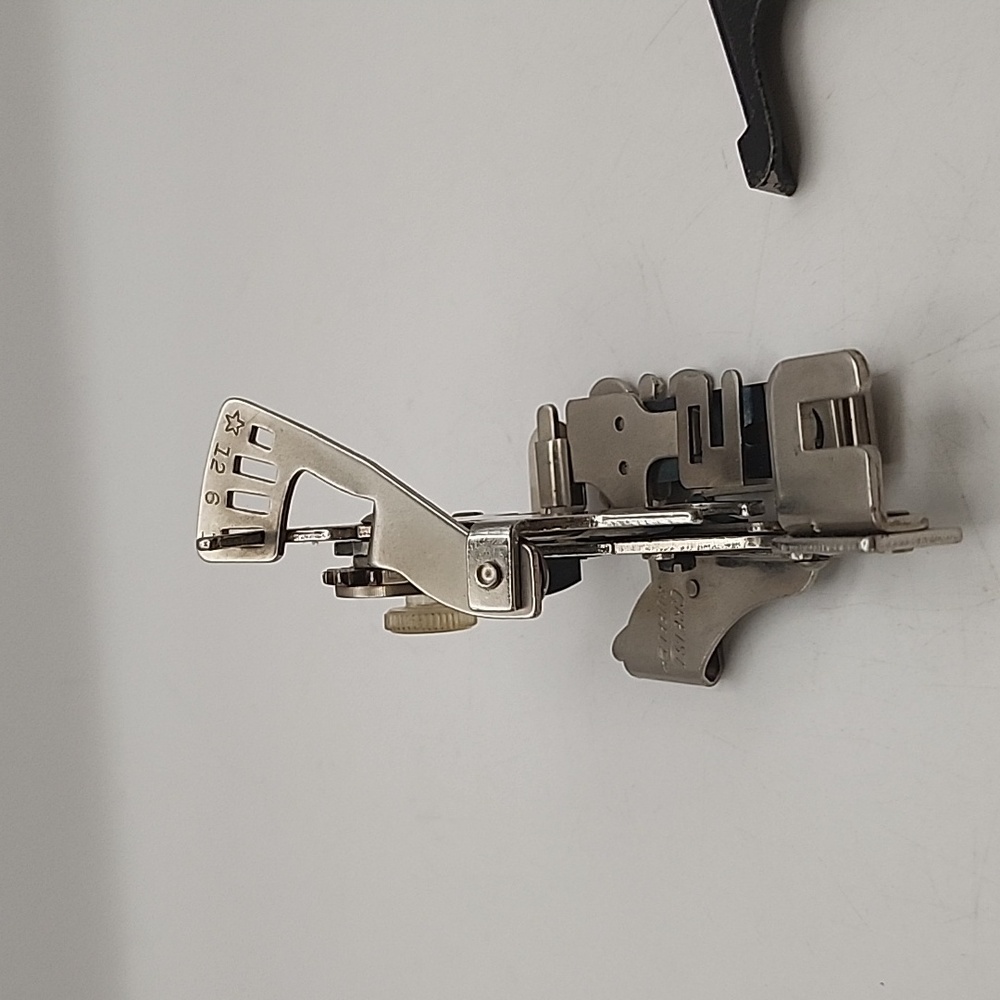 Greist Ruffler Sewing Machine Pressure Foot - Picture 4 of 5